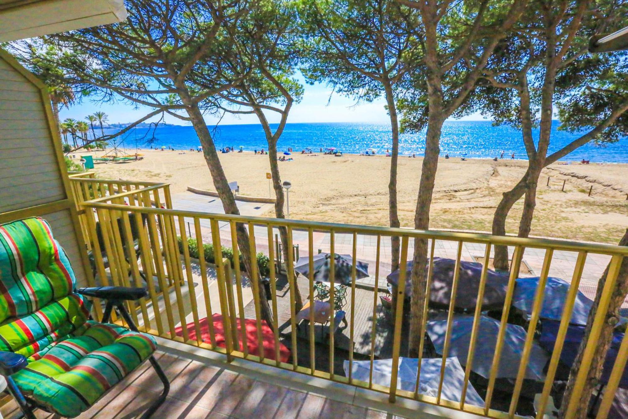 Litoral Costa Dorada - Playmar Only Families Cambrils Exterior photo